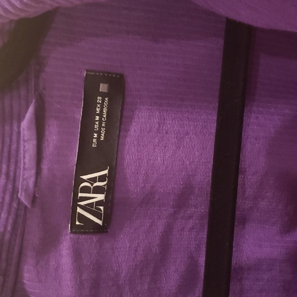 Casual top - Picture 2 of 4